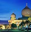 Gambar Masjid Yang Ada Pagarnya